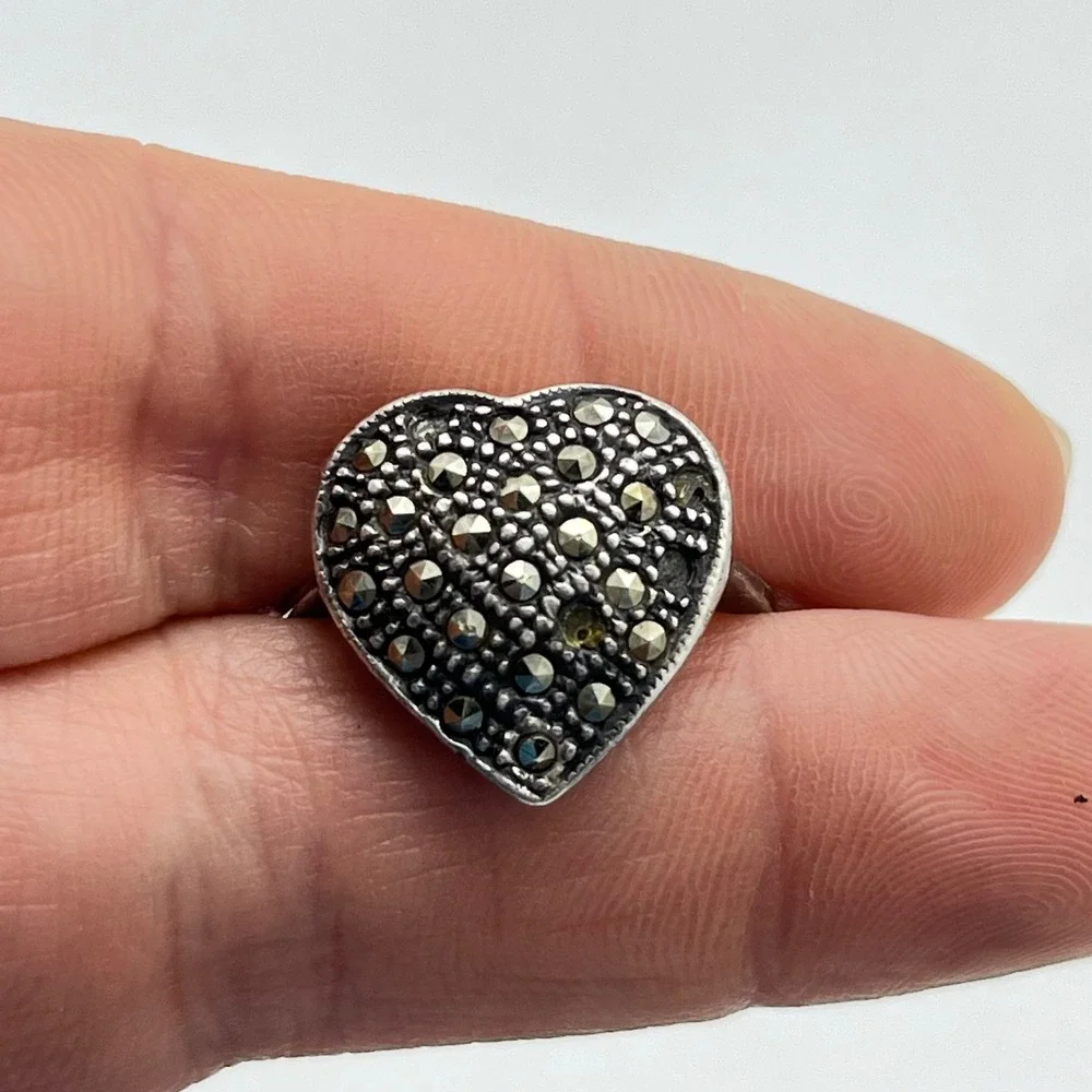 Sterling Silver Heart Ring Marcasite‎ Accent Vintage Flawed